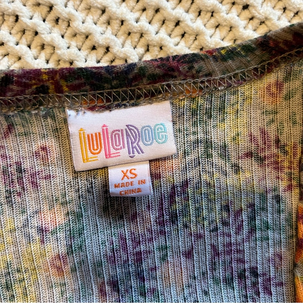LuLaRoe Sarah Duster - Picture 6 of 8